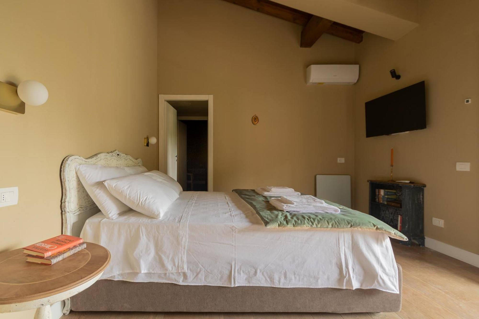 Luce Boutique Hotel Fortunago Екстериор снимка