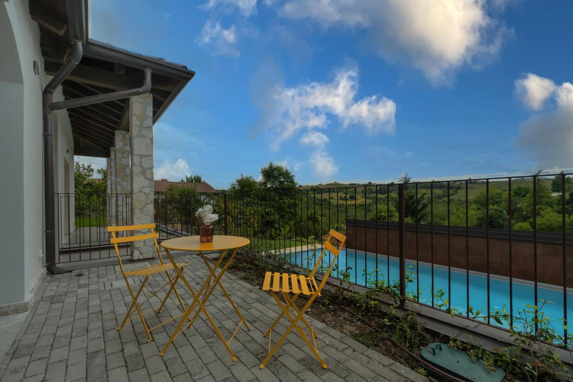 Luce Boutique Hotel Fortunago Екстериор снимка