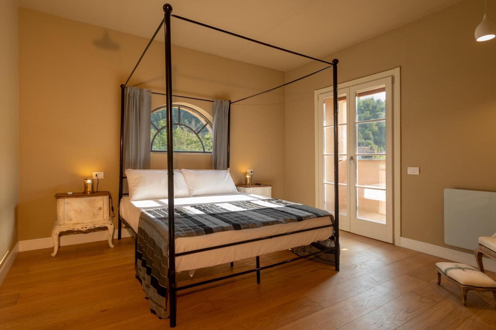 Luce Boutique Hotel Fortunago Екстериор снимка
